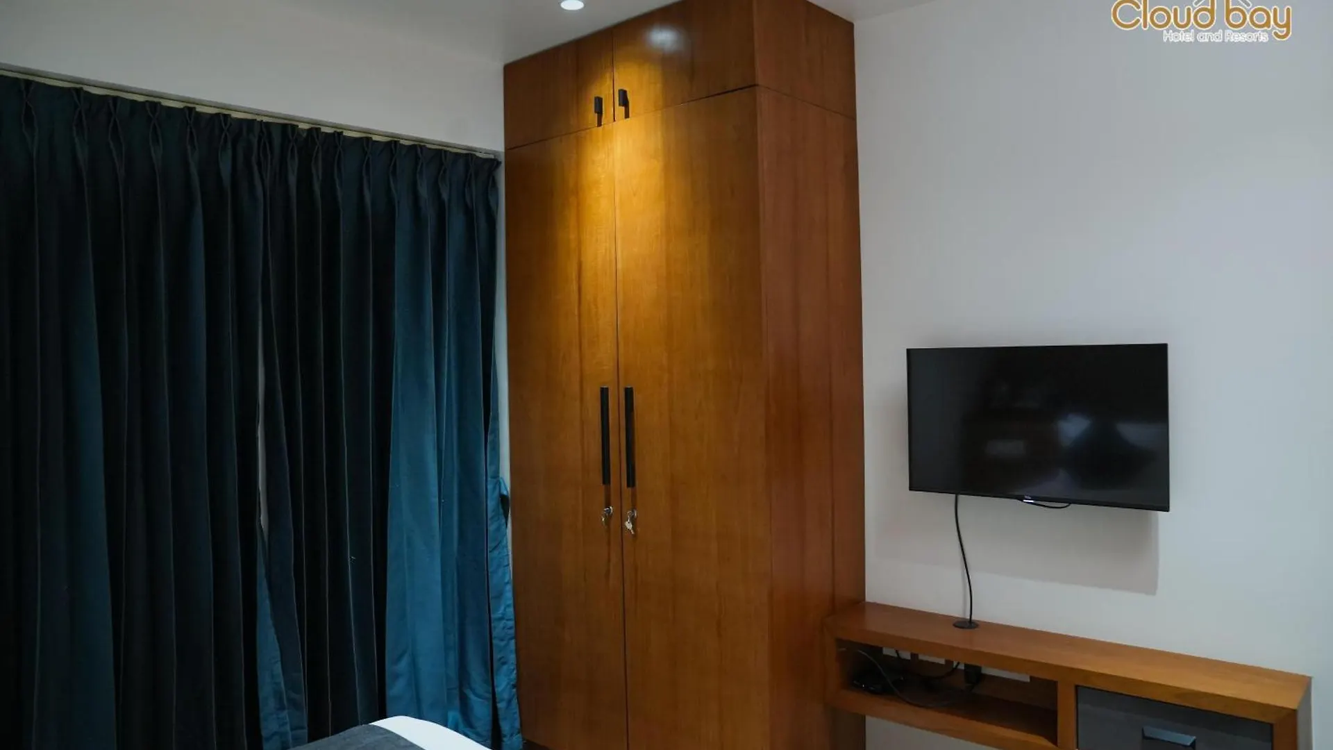 Hotel Cloud Bay Manjeri 0*,  India