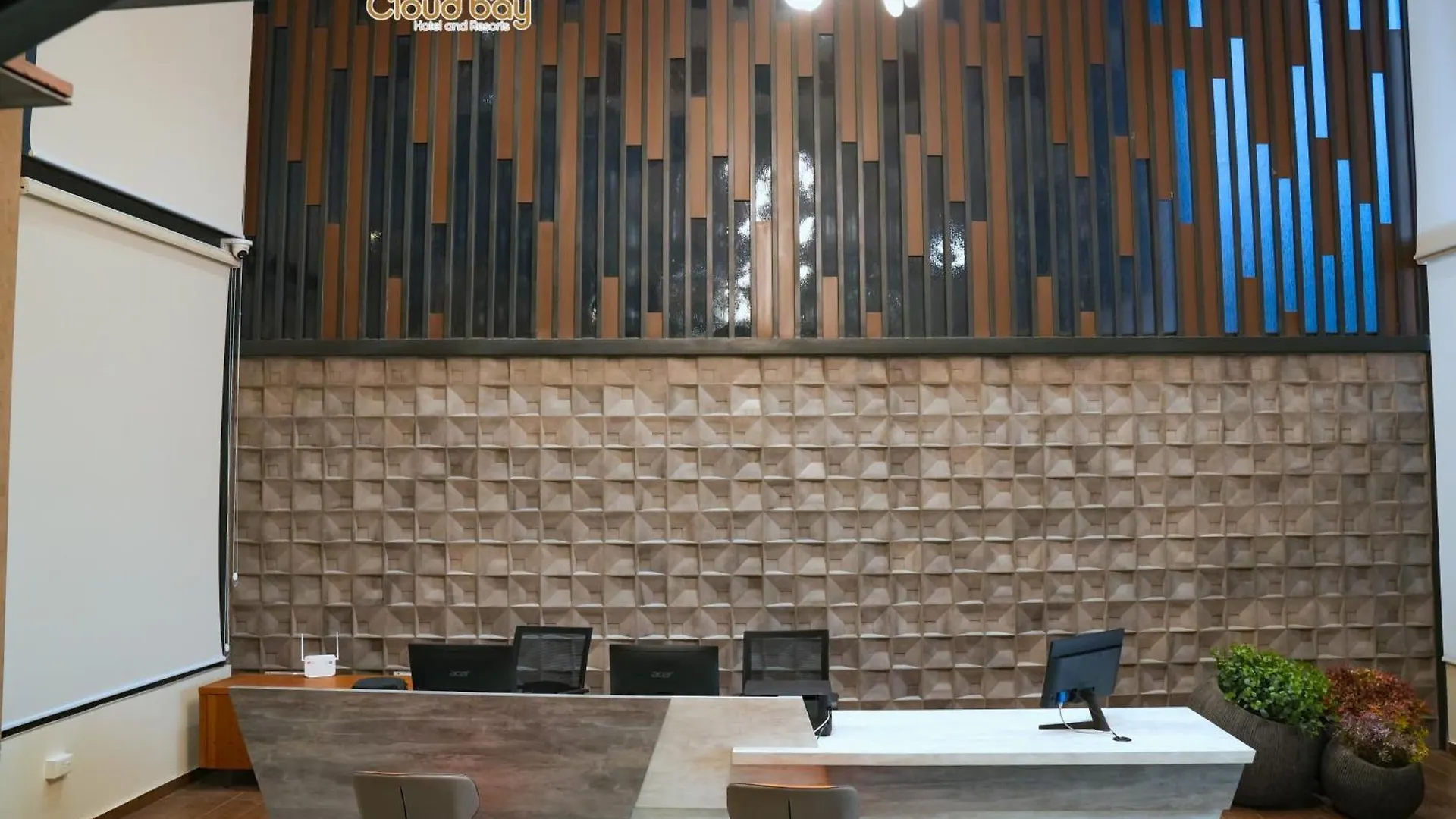 Hotel Cloud Bay Manjeri location